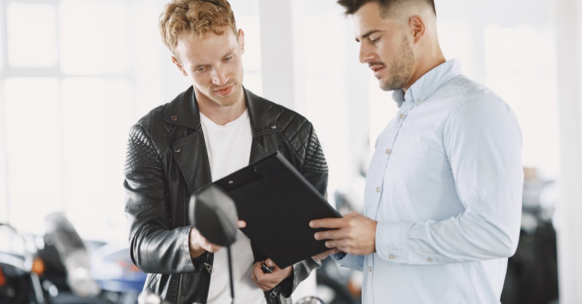 découvrez notre modèle de contrat de vente de voiture en l'état (as-is) qui vous aide à formaliser la transaction. ce document essentiel protège à la fois l'acheteur et le vendeur en précisant que le véhicule est vendu sans garantie. téléchargez-le dès maintenant pour sécuriser votre vente!