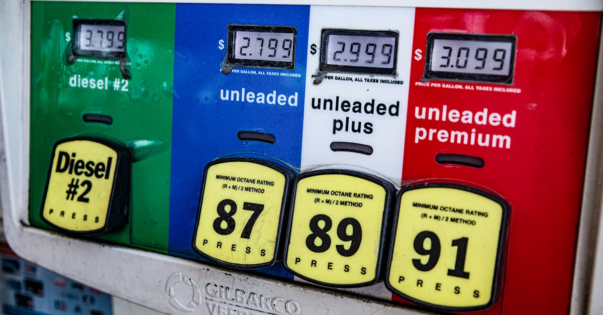 découvrez des tarifs d'assurance auto compétitifs adaptés à vos besoins. comparez les offres des meilleures compagnies d'assurance en france et trouvez la couverture idéale pour votre véhicule, le tout au meilleur prix.