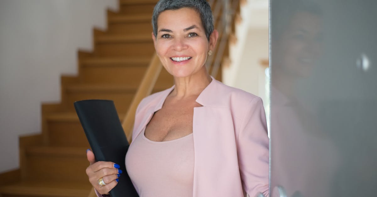 découvrez notre comparateur d'assurances indépendant pour trouver la meilleure offre adaptée à vos besoins. comparez facilement les tarifs et garanties des assureurs pour faire un choix éclairé et économiser sur vos primes d'assurance.