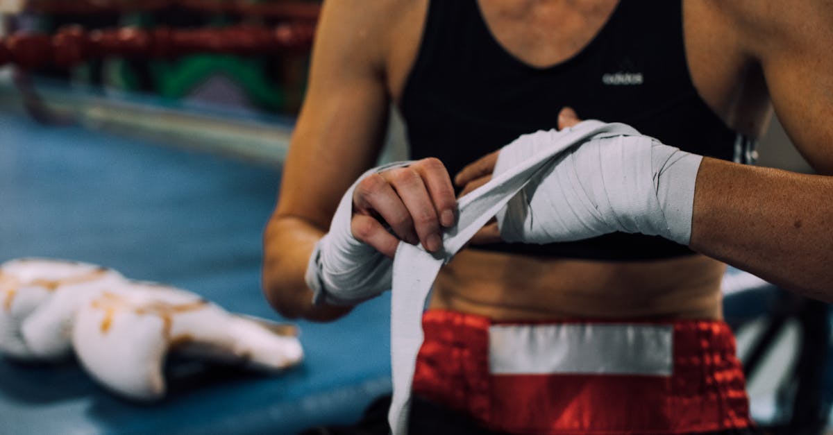 découvrez le monde captivant du mma (arts martiaux mixtes), un sport de combat dynamique combinant techniques de diverses disciplines comme la boxe, le jiu-jitsu brésilien et la lutte. plongez dans l'univers des compétitions, des champions et des entraînements, et apprenez comment ce sport peut améliorer votre condition physique et votre discipline.