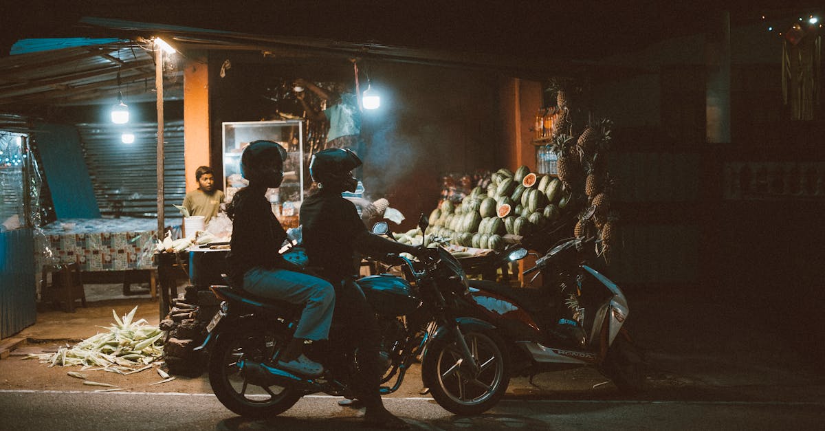 découvrez des citations inspirantes sur la motocyclette qui capturent la liberté et la passion de la conduite. plongez dans l'univers des motards avec des réflexions qui célèbrent l'esprit d'aventure et la route.