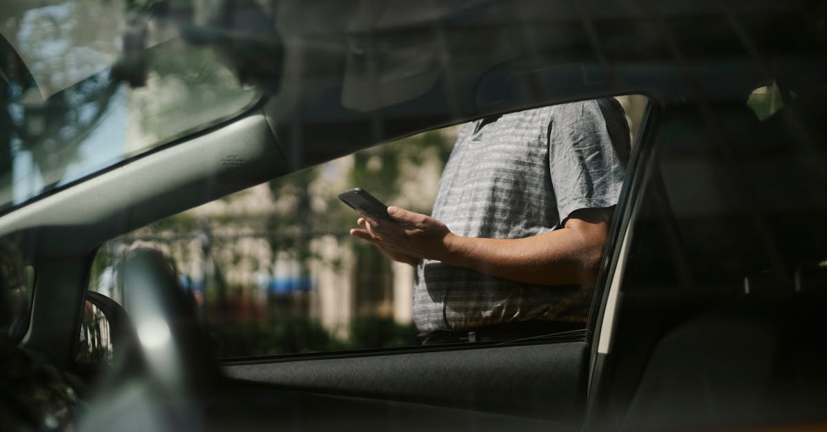 obtenez votre assurance automobile en ligne facilement et rapidement. comparez les offres, choisissez la couverture adaptée à vos besoins et profitez d'une protection optimale pour votre véhicule, le tout depuis le confort de votre domicile.