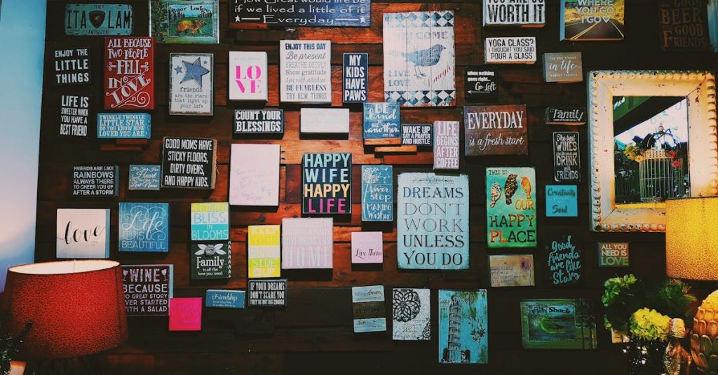 découvrez une sélection inspirante de citations qui capturent la sagesse et la profondeur de la pensée humaine. que vous cherchiez de la motivation, des réflexions sur la vie ou des paroles qui font réfléchir, notre collection de citations vous offre des mots puissants pour éclairer votre journée.