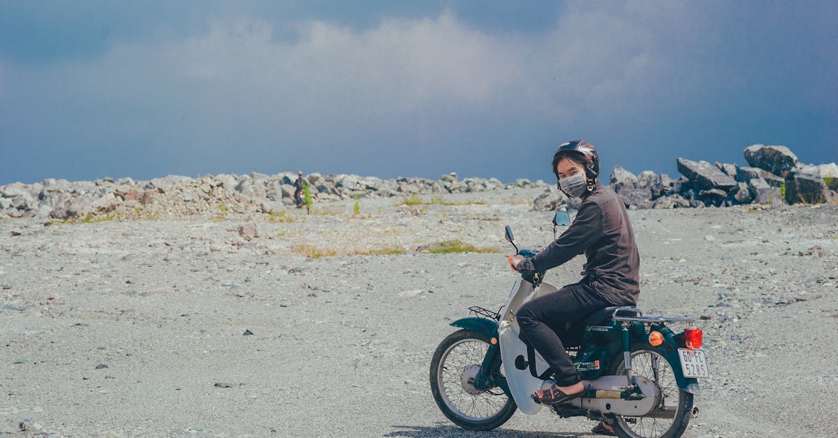 découvrez des options d'assurance auto adaptées aux jeunes conducteurs, offrant des tarifs compétitifs et des couvertures personnalisées pour assurer votre sécurité sur la route.