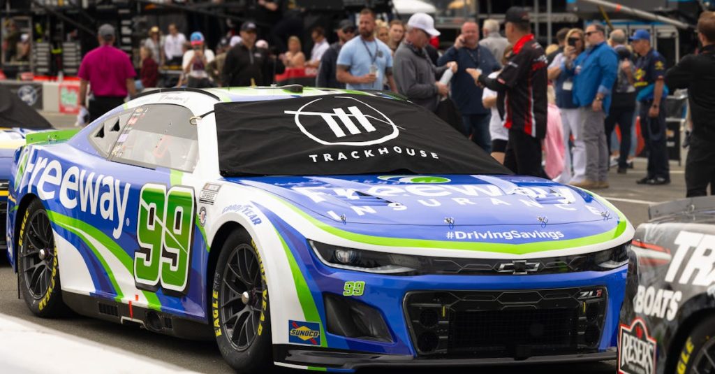 découvrez nos solutions d'assurance auto adaptées à vos besoins. protégez votre véhicule avec des garanties complètes, des tarifs compétitifs et un service client à votre écoute. obtenez un devis personnalisé dès maintenant !