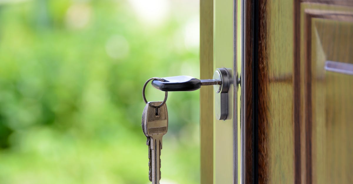 découvrez nos solutions d'assurance adaptées à vos besoins. protégez votre avenir et celui de vos proches grâce à une couverture complète et des garanties sur mesure. assurez votre tranquillité d'esprit avec nos offres compétitives.
