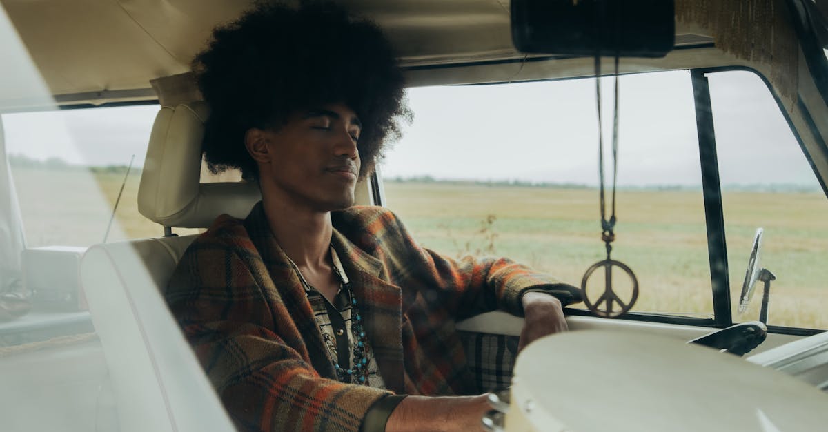 assurance auto pour jeunes conducteurs : profitez de tarifs adaptés et d'une couverture complète pour les nouveaux conducteurs. découvrez des options sur mesure qui répondent à vos besoins spécifiques et conduisez en toute sérénité.