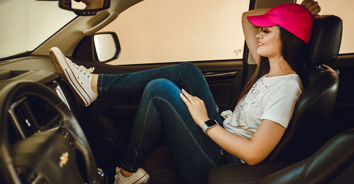 découvrez des options d'assurance auto adaptées aux jeunes conducteurs. protégez votre véhicule tout en bénéficiant de tarifs compétitifs et d'une couverture sur mesure pour vos besoins spécifiques. faites rouler votre confiance sur la route!